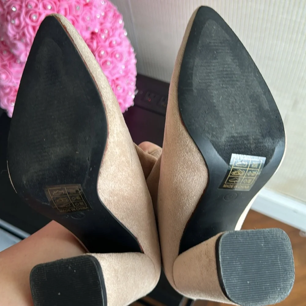 FN booties - Picture 4 of 4